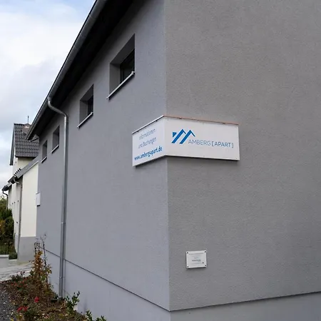 - B - Wohnraum Auf Zeit Appartamento Amberg