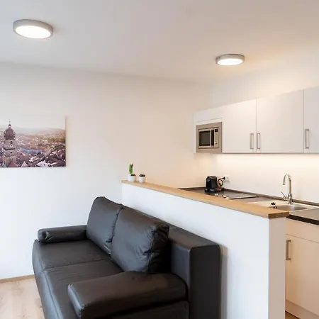 Apartment - B - Wohnraum Auf Zeit *
