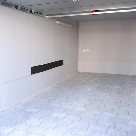 - B - Wohnraum Auf Zeit * Amberg