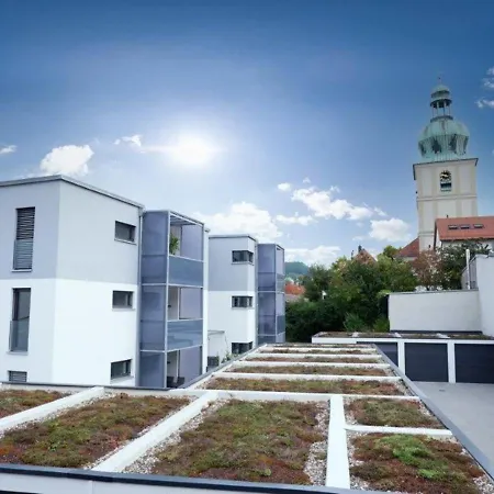 - B - Wohnraum Auf Zeit Άμπεργκ