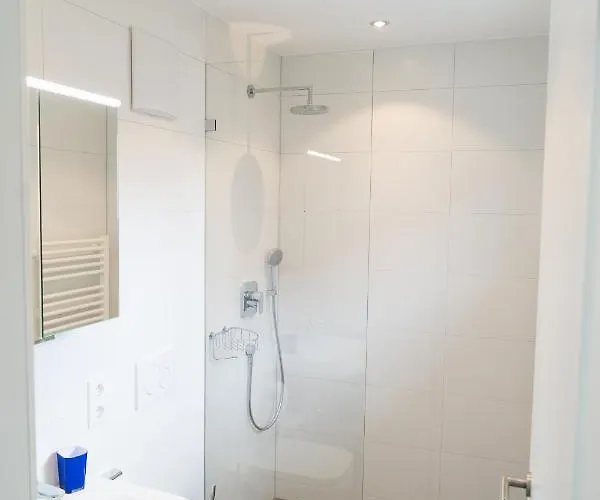 - B - Wohnraum Auf Zeit Apartamento